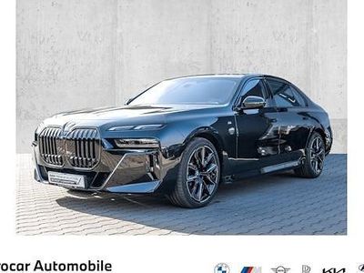 Gebraucht BMW 740 Executive 299 PS (219 kW) 2025 Schwarz Limousine