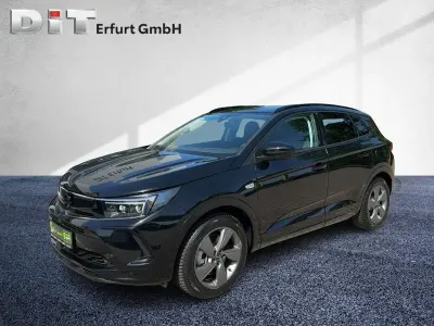 Gebraucht Opel Grandland X GSe 300 PS (220 kW) 2023 Lackierung schwarz perla nera/ SUV