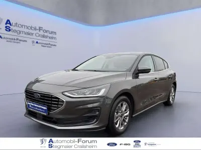 Używany Ford Focus Titanium 125 KM (91 kW) 2025 Szary Sedan/Limuzyna
