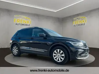 Usata VW Tiguan Life 150 CV (110 kW) 2021 Nero SUV