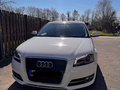 Gebraucht Audi A3 Sportback 160 PS (117 kW) 2012 Weiß Kleinwagen