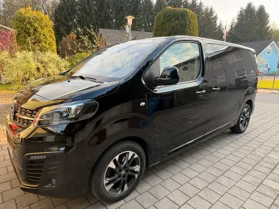 Gebraucht Opel Zafira Life Elegance 177 PS (130 kW) 2020 Schwarz Van / Kleinbus
