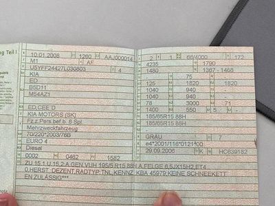 Gebraucht Kia Ceed 90 PS (66 kW) 2008 Silber Kleinwagen