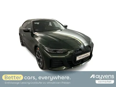 Używany BMW i4 Sport Line 400 kW (544 KM) 2023 Zielony Sedan/Limuzyna