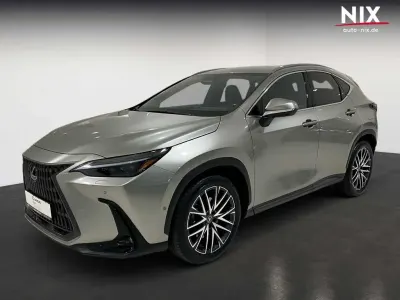 Gebraucht Lexus NX450h+ E-FOUR Luxury Line 306 PS (225 kW) 2024 Silber SUV