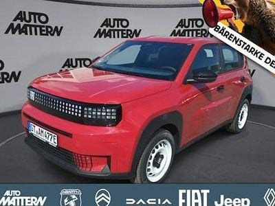 Gebraucht Fiat Grande Panda Red 83 kW (113 PS) 2025 Rot Kleinwagen