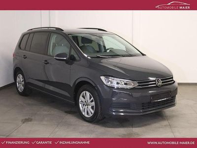 Gebraucht VW Touran Comfortline 150 PS (110 kW) 2022 Grau Van / Kleinbus