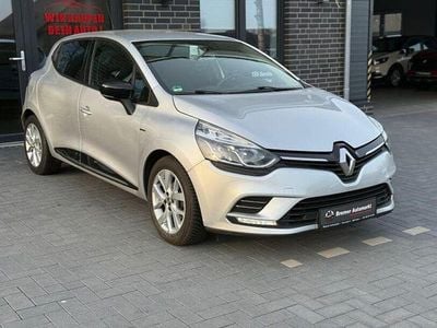Gebraucht Renault Clio IV LIMITED Deluxe 90 PS (66 kW) 2018 Silber Kleinwagen