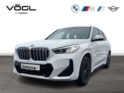 Gebraucht BMW iX1 M Sport 200 kW (272 PS) 2023 Alpinweiß uni SUV