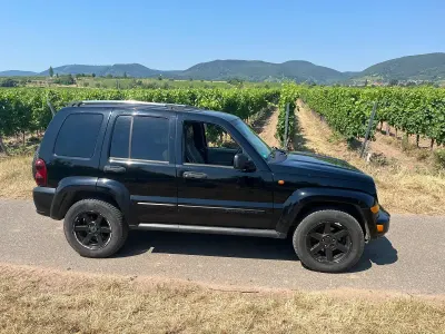 Gebraucht Jeep Cherokee 163 PS (119 kW) 2007 Schwarz SUV