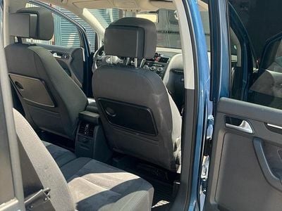 Blau Gebraucht 2012 VW Touran Van / Kleinbus | 8.500 € (Etwas zu teuer)