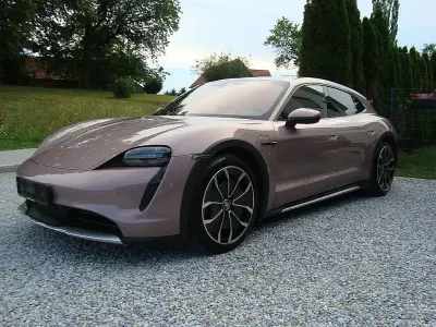 Gebraucht Porsche Taycan 4S Cross Turismo Cross Turismo 419 kW (570 PS) 2022 Violett Kombi