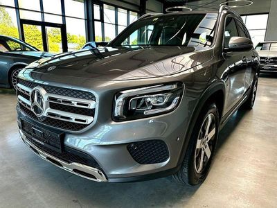 Mercedes GLB180