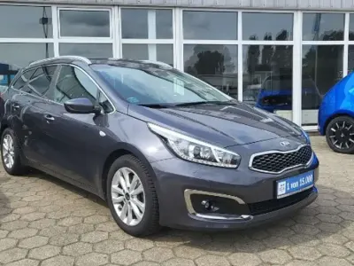 Gebraucht Kia Ceed Sportswagon DREAM-TEAM Edition 135 PS (99 kW) 2018 (e5b) winchestergrau met. Kombi