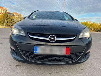 Schwarz Gebraucht 2012 Opel Astra Kombi | 3.250 € (Teuer)