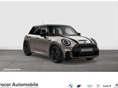 Schwarz Gebraucht 2023 Mini Cooper S Clubman Classic Kombi | 28.980 € (Fairer Preis)
