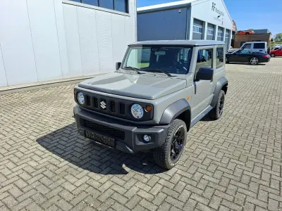 Używany Suzuki Jimny 102 KM (75 kW) 2022 Szary SUV