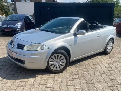 Gebraucht Renault Mégane Cabriolet Authentique 113 PS (83 kW) 2005 Silber Cabrio