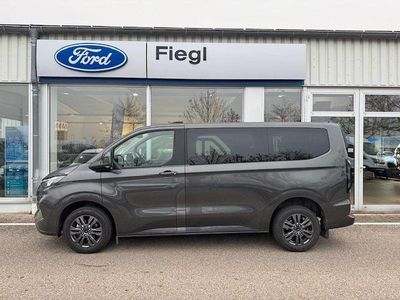 Gebraucht Ford Tourneo Titanium 170 PS (125 kW) 2025 Grau Van / Kleinbus