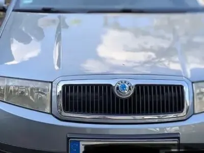 Gebraucht Skoda Fabia Classic 75 PS (55 kW) 2004 Silber Limousine