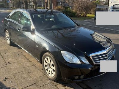 Mercedes E220