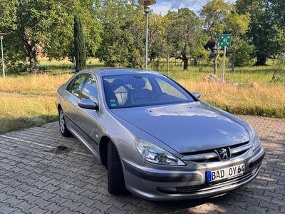 Peugeot 607