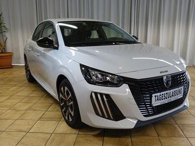 Neu Peugeot 208 Style 101 PS (74 kW) 2025 Weiß Kleinwagen