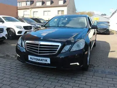 Używany Mercedes E220 AMG 194 KM (142 kW) 2009 Szary Coupe