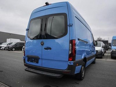 Gebraucht Mercedes Sprinter 170 PS (125 kW) 2023 Blau Van