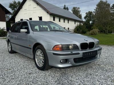 BMW 525