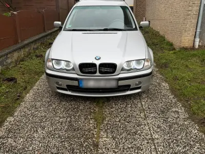 Gebraucht BMW 320 150 PS (110 kW) 2000 Silber Limousine