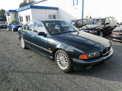 BMW 528