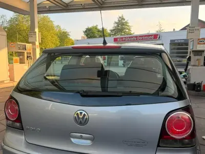 Gebraucht VW Polo 75 PS (55 kW) 2005 Grau Kleinwagen