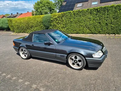 Gebraucht Mercedes SL300 190 PS (139 kW) 1993 Schwarz Cabrio