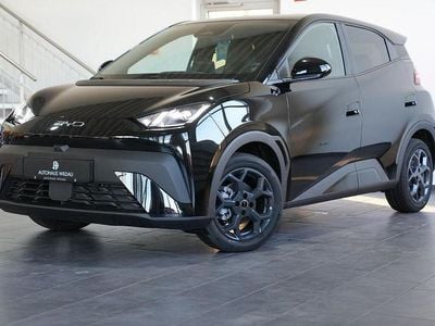 Nouă BYD Dolphin Surf Comfort 114 kW (156 CP) 2025 Negru Hatchback