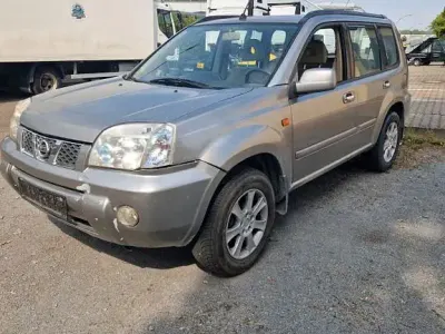 Gebraucht Nissan X-Trail 114 PS (83 kW) 2003 Gold SUV