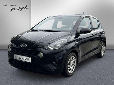 Gebraucht Hyundai i10 Select 67 PS (49 kW) 2023 Schwarz Kleinwagen