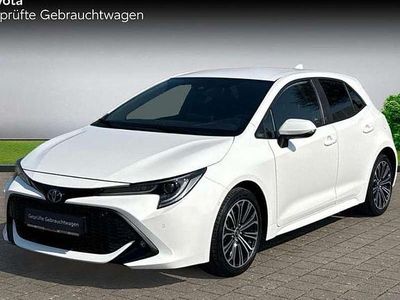 Gebraucht Toyota Corolla Team 122 PS (89 kW) 2022 Schneeweiß