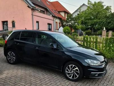 Gebraucht VW Golf VII Sound 110 PS (80 kW) 2018 Schwarz Limousine