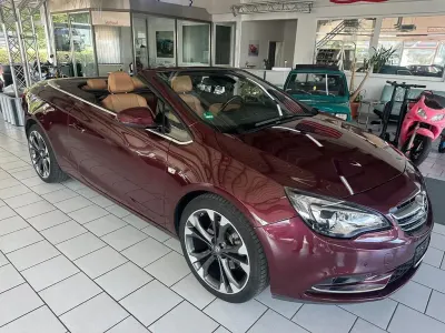 Gebraucht Opel Cascada Innovation 165 PS (121 kW) 2014 Violett Cabrio