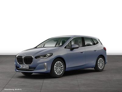 Gebraucht 2025 BMW 220 Active Tourer Luxury Line Van / Kleinbus | 34.325 € (Fairer Preis)