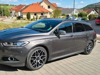 Gebraucht Ford Mondeo ST-Line 179 PS (131 kW) 2018 Grau Kombi
