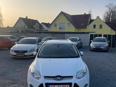 Usata Ford Focus 116 CV (85 kW) 2013 Bianco Station wagon