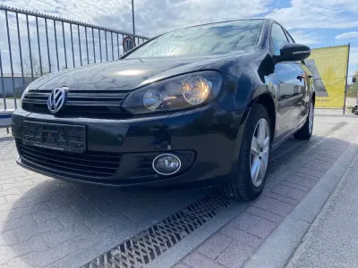 Gebraucht VW Golf VI Comfortline 80 PS (58 kW) 2009 Deep black perleffekt Kleinwagen