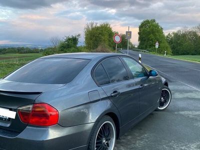 gebraucht BMW 318 i E90