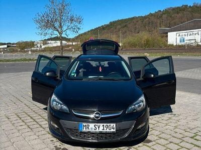 Gebraucht Opel Astra Eco 120 PS (88 kW) 2015 Schwarz Kombi