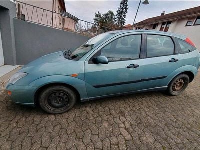 Gebraucht Ford Focus Ambiente 75 PS (55 kW) 1999 Andere farben Kombi
