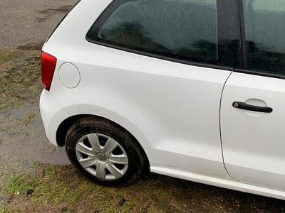 Weiß Gebraucht 2012 VW Polo Kleinwagen | 3.749 € (Fairer Preis)