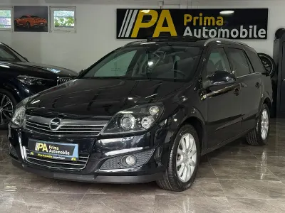 Gebraucht Opel Astra Innovation 140 PS (102 kW) 2010 Schwarz Kombi