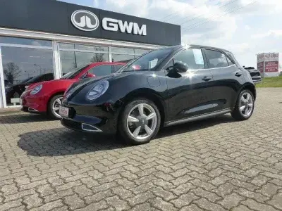 Usata Ora 03 125 kW (171 CV) 2023 Nero Utilitaria